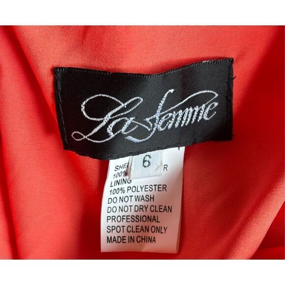 La Femme 28571 Prom Dress in Coral NWOT Size 6 - Picture 6 of 7